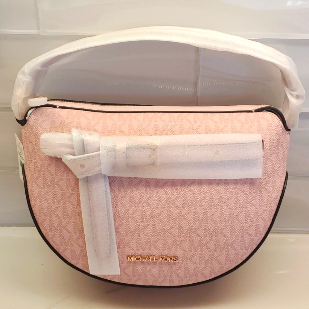 NWT Michal Kors Emilia Medium Logo Shoulder Bag